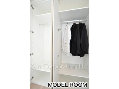 Closet ※Photo of the same layout on 6 floor. Decoration and fixture may differ.