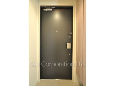 Entrance ※Photo of the same layout on 6 floor. Decoration and fixture may differ.