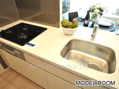 Kitchen ※Photo of the same layout on 6 floor. Decoration and fixture may differ.