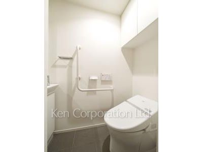 Lavatory