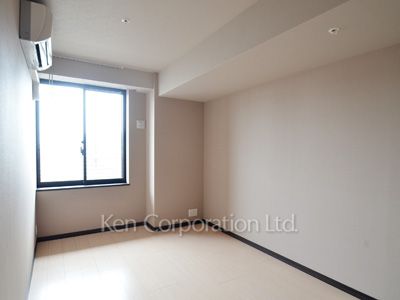 Bedroom ※Photo of the same layout on 17 floor. Decoration and fixture may differ.