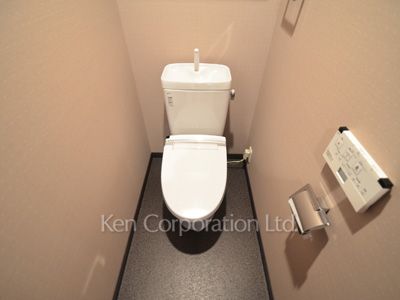 Lavatory ※Photo of the same layout on 17 floor. Decoration and fixture may differ.