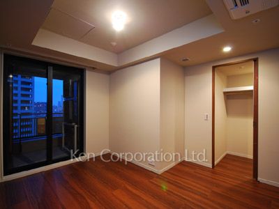 Bedroom ※Photo of the same layout on 10 floor. Decoration and fixture may differ.