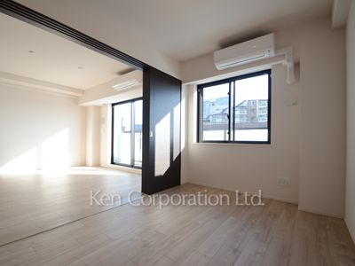 Other Room ※Photo of the same layout on 5 floor. Decoration and fixture may differ.