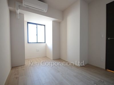 Other Room ※Photo of the same layout on 5 floor. Decoration and fixture may differ.