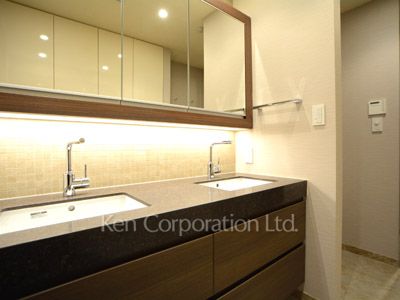 Powder Room