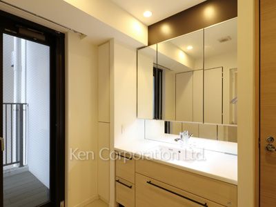 Powder Room