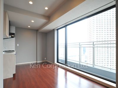 Living-Dining ※Photo of the same layout on 22 floor. Decoration and fixture may differ.