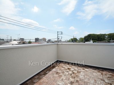 Roof Balcony