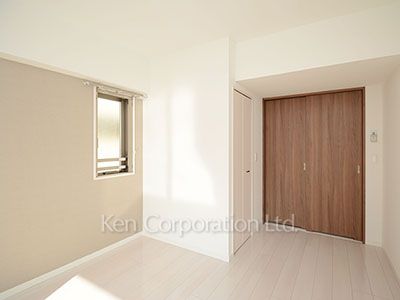 Bedroom ※Photo of the same layout on 10 floor. Decoration and fixture may differ.