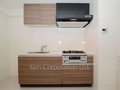 Kitchen ※Photo of the same layout on 7 floor. Decoration and fixture may differ.