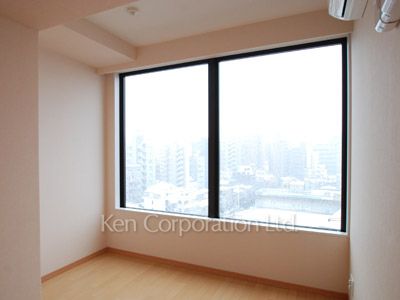 Bedroom ※Photo of the same layout on 9 floor. Decoration and fixture may differ.
