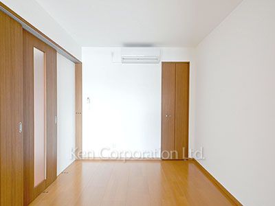 Other Room ※Photo of the same layout on 4 floor. Decoration and fixture may differ.