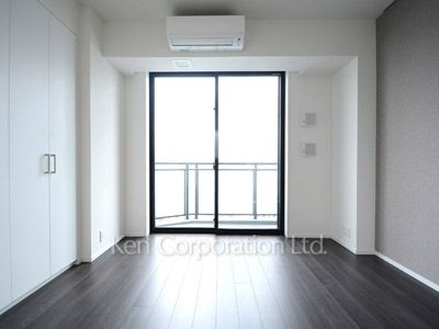 Bedroom ※Photo of the same layout on 13 floor. Decoration and fixture may differ.