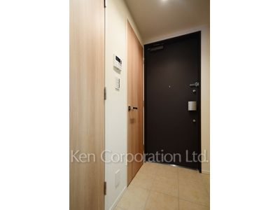 Entrance ※Photo of the same layout on 3 floor. Decoration and fixture may differ.