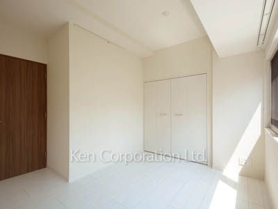 Bedroom ※Photo of the same layout on 3 floor. Decoration and fixture may differ.