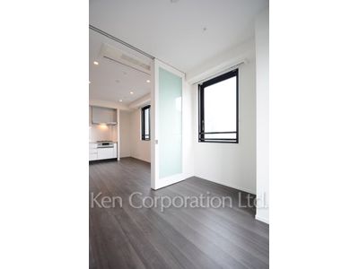 Bedroom ※Photo of the same layout on 13 floor. Decoration and fixture may differ.