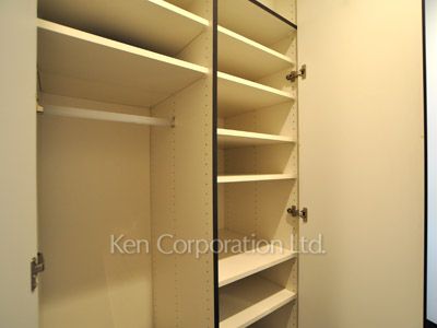 Shoes Closet ※Photo of the same layout on 4 floor. Decoration and fixture may differ.