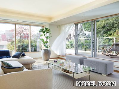 Living-Dining (Showroom)
