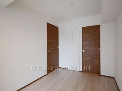 Bedroom ※Photo of the same layout on 12 floor. Decoration and fixture may differ.