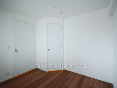 Bedroom ※Photo of the same layout on 13 floor. Decoration and fixture may differ.