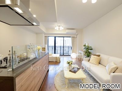 Living-Dining ※Photo of the same layout on 5 floor. Decoration and fixture may differ.