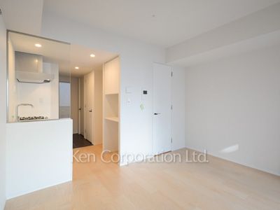 Living-Dining ※Photo of the same layout on 5 floor. Decoration and fixture may differ.
