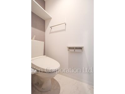 Lavatory ※Photo of the same layout on 5 floor. Decoration and fixture may differ.