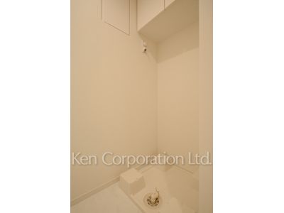 Washing Machine Space ※Photo of the same layout on 17 floor. Decoration and fixture may differ.
