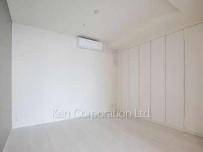 Bedroom ※Photo of the same layout on 18 floor. Decoration and fixture may differ.