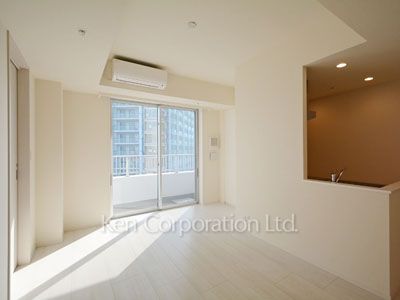 Living-Dining ※Photo of the same layout on 19 floor. Decoration and fixture may differ.