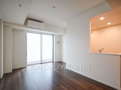 Living-Dining ※Photo of the same layout on 17 floor. Decoration and fixture may differ.
