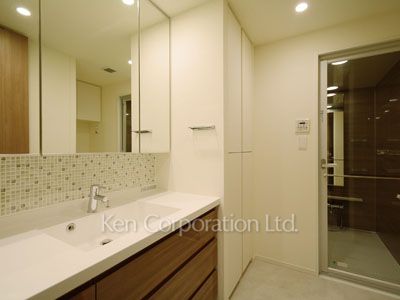 Powder Room