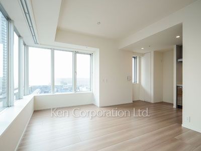 Living-Dining ※Photo of the same layout on 19 floor. Decoration and fixture may differ.