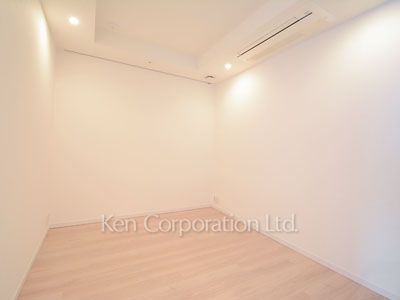 Bedroom ※Photo of the same layout on 37 floor. Decoration and fixture may differ.