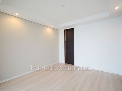 Bedroom ※Photo of the same layout on 37 floor. Decoration and fixture may differ.