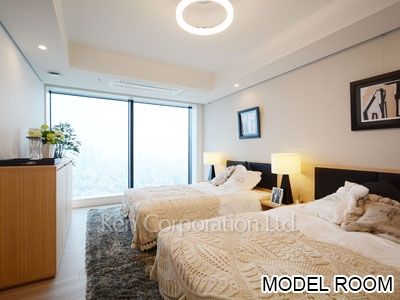 Bedroom ※Photo of the same layout on 36 floor. Decoration and fixture may differ.