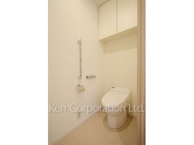 Lavatory ※Photo of the same layout on 37 floor. Decoration and fixture may differ.