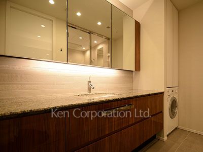 Powder Room