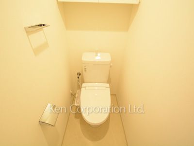 Lavatory ※Photo of the same layout on 6 floor. Decoration and fixture may differ.
