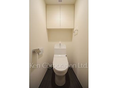 Lavatory ※Photo of the same layout on 14 floor. Decoration and fixture may differ.