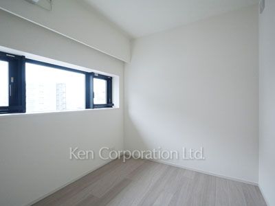 Bedroom ※Photo of the same layout on 13 floor. Decoration and fixture may differ.