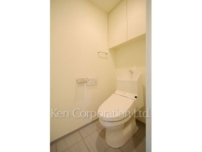 Lavatory ※Photo of the same layout on 13 floor. Decoration and fixture may differ.