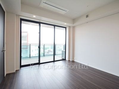 Bedroom ※Photo of the same layout on 15 floor. Decoration and fixture may differ.