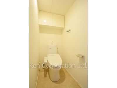 Lavatory ※Photo of the same layout on 12 floor. Decoration and fixture may differ.