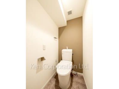 Lavatory