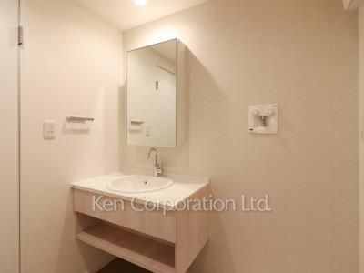 Powder Room