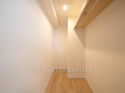 Walk-In Closet