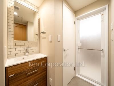 Powder Room