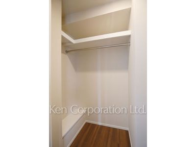 Closet ※Photo of the same layout on 6 floor. Decoration and fixture may differ.